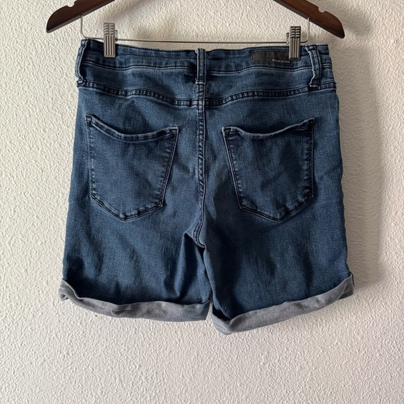 DKNY Jeans Women's Blue Denim Bermuda Cuffed Shorts Everyday Summer Style Size 4 - Picture 10 of 12